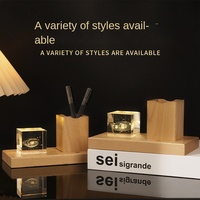 Veilleuse Planète Personnalisée - Lampe Orbitale Gravée sur Mesure pour Enseignants et Étudiants, Cadeau de Bureau en Bois/Cristal/Hêtre