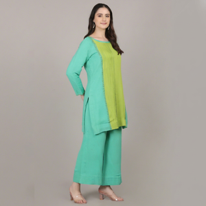 Ensemble 2 pièces pour femme, couleur verte, style royal, avec plis sur le devant et décorations de perles, tenue élégante pour femme - Product Image 1
