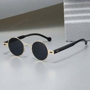 Lunettes de soleil rondes rétro 2025 personnalisables avec logo, monture fine, verres dégradés UV400, rivets, style punk, pour hommes et femmes - Product Image 2