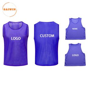 صديريات كرة قدم مخصصة، صديريات تدريب قابلة للتنفس، صديري شبكي صغير لتدريب كرة القدم - Product Image 5