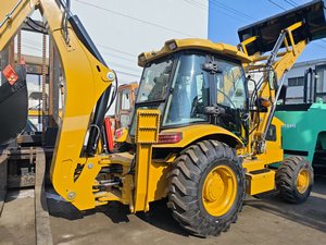 Excavadora de Ruedas 420F Usada, Mini Retroexcavadora con Motor, Capacidad de Cucharón de 1.15m, Buen Estado, 1 Año de Garantía - Product Image 4