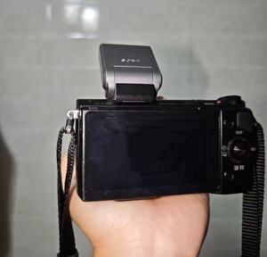 Appareil photo hybride Sony NEX 5R d'occasion avec objectif E PZ 16-50 mm, 16,1 MP, APS-C, vidéo Full HD, bon état, prêt à être expédié - Product Image 6