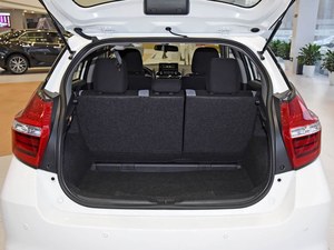 Auto Usate Economiche All'Ingrosso per Esportazione, YARiS L Hatchback 2022 con Consumi di Carburante Super Bassi e Basse Spese di Manutenzione - Product Image 6