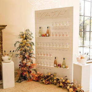 Support mural moderne en bois personnalisable pour événements, capacité de 40+ flûtes, idéal pour les douches nuptiales, mariages et célébrations d'entreprise - Product Image 2