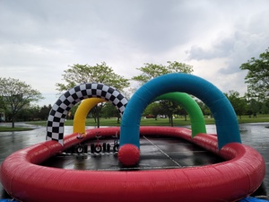 Piste de course gonflable en PVC personnalisée pour enfants et adultes tricycles grandes roues kart - Product Image 4