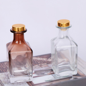 Bán Buôn Tùy Chỉnh Vuông Thiết Kế Độc Đáo Rõ Ràng Glass Rỗng Khuếch Tán Chai 150 Ml Hương Thơm Reed Khuếch Tán Chai Thủy Tinh Với Nút Chai - Product Image 5