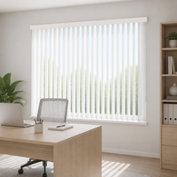 Stores verticaux pour portes coulissantes en verre avec contrôle de la lumière réglable et intimité intérieure