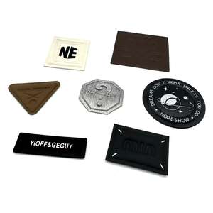 高品質洗えるカスタムサイズカスタムロゴデボス縫い本物のタグジーンズPVCパッチラベルデジタル印刷衣服用 - Product Image 4