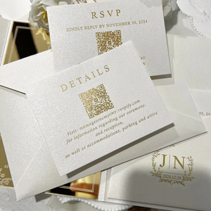 Personal isierte Luxus Gold Spiegel lädt elegante botanische und Goldfolie Tasche Acryl Hochzeits einladungen mit QR-Code RSVP - Product Image 3