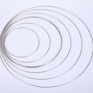 Realizzare ghirlande floreali per matrimonio appese alla parete macramè progetti decorazioni natalizie fai da te cerchi artigianali in metallo anelli a cerchio - Product Image 5