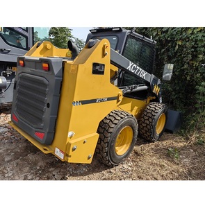 Chargeuse compacte robuste XC770K, capacité de <span class=keywords><strong>charge</strong></span> nominale de 1250 kg, godet standard de 0,6 m³ - Product Image 6