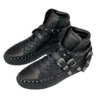 Bottes montantes pour hommes en cuir véritable, style rock sombre, avec boucles de ceinture et rivets, nouvelle collection hiver 2026