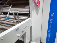 Machine à laminer à colle thermofusible Xinjun Pur avec roulement et moteur, conception compacte pour PVC/PET