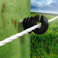 Aisladores de madera de alambre OEM para ganado de granja más nuevo aislador de anillo de alambre de cerca eléctrica de plástico de seguridad superior de pared
