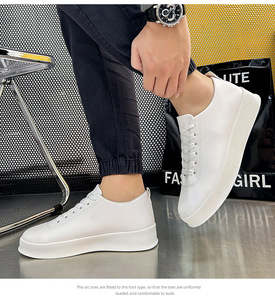 Zapatos <span class=keywords><strong>de</strong></span> Hombre Otoño Nuevos Zapatos Versión Masculina <span class=keywords><strong>de</strong></span> Moda Ligeros y Pequeños Zapatos <span class=keywords><strong>de</strong></span> Skate Blancos Deportivos <span class=keywords><strong>de</strong></span> Ocio - Product Image 6
