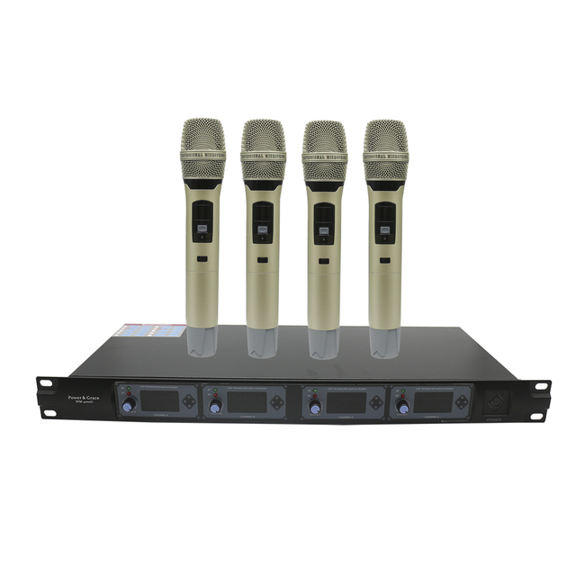 Professional 4 Channel Handheld Wireless UHF Microphone for Conference System/ Live Performance