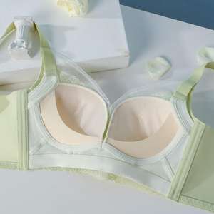 Sujetador Push-Up Ligero y Transpirable de Verano con Bordado Floral, Tirantes Ajustables y Encaje para Bustos Grandes - Product Image 4