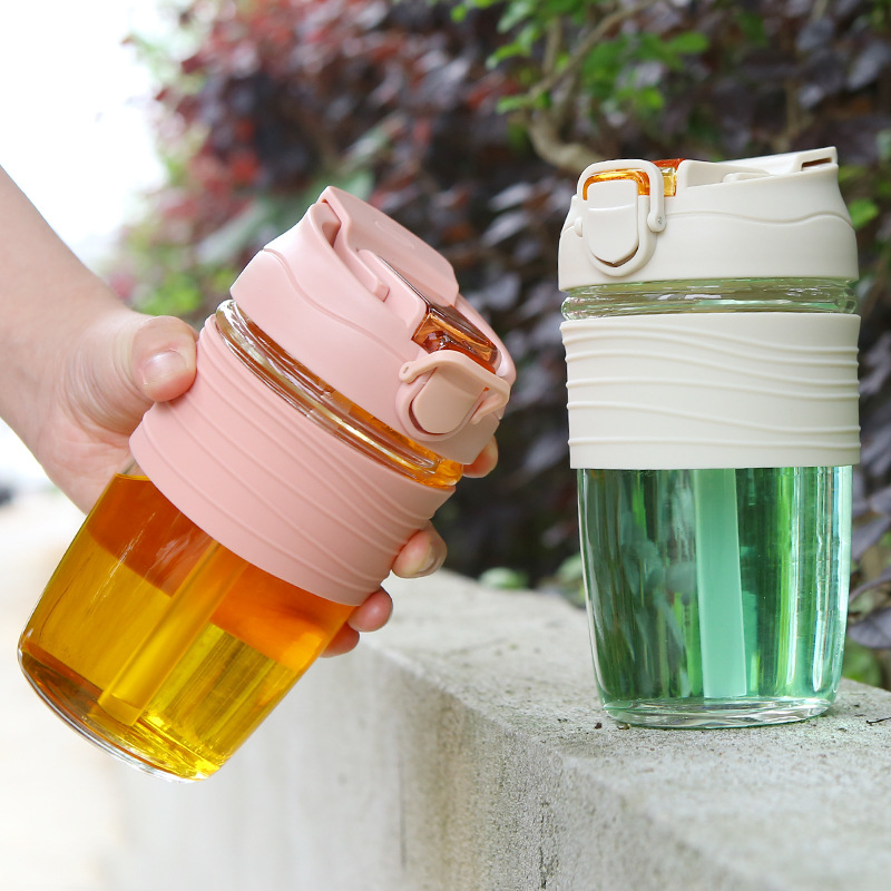 350ml 500ml single layer glass water bottle with silicone sleeve high borosilicate glass water cup