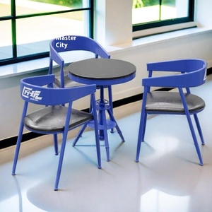 Juego de <span class=keywords><strong>mesa</strong></span> de comedor de madera maciza de estilo industrial, silla de Bar de Metal creativa para café, barbacoa, restaurante, uso de red, barra de billar roja - Product Image 4