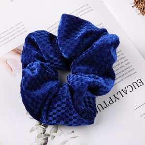 Otoño e Invierno engrosamiento <span class=keywords><strong>de</strong></span> gama alta <span class=keywords><strong>de</strong></span> cabello <span class=keywords><strong>de</strong></span> <span class=keywords><strong>seda</strong></span> azul anillo <span class=keywords><strong>de</strong></span> terciopelo <span class=keywords><strong>Scrunchies</strong></span> para las niñas - Product Image 4