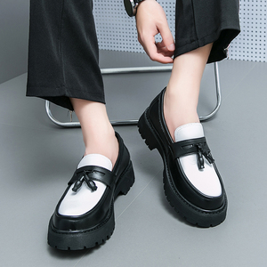 Scarpe in morbida pelle artificiale con suola spessa 38-46 Scarpe da uomo casual in colore a contrasto <span class=keywords><strong>Mocassini</strong></span> alla moda, comodi e semplici - Product Image 1