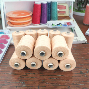 Chỉ may giá tốt của nhà máy, đạt chuẩn ISO 9001, loại 40s/<span class=keywords><strong>2</strong></span>, 11g, 12g, 100% polyester, độ bền cao, nhuộm màu, có họa tiết - Product Image 4