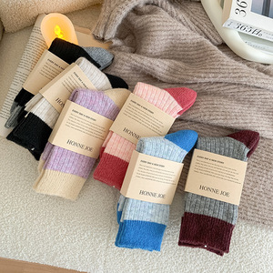 Calzini da <span class=keywords><strong>Donna</strong></span> Jingwen OEM, Nuovi Colori Abbinati, Morbidi in <span class=keywords><strong>Lana</strong></span>, Spessi e Caldi, a Metà Polpaccio, Colori Dolci e Versatili - Product Image 1