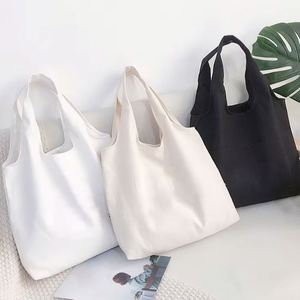 กระเป๋าผ้าแคนวาสสีดำแบบพับได้ เป็นมิตรกับสิ่งแวดล้อม รีไซเคิล ผลิตตามสั่ง ขายส่ง พร้อมโลโก้ สำหรับผู้หญิง - Product Image 1