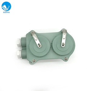 Enchufe de Pared Impermeable Marino Bozhou, Interruptor de Doble Enchufe Z-2M 792831, Corriente Nominal de 20A, Material de Metal, PVC y ABS, Compatible con la UE - Product Image 3