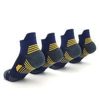 Chaussettes de sport unisexe Calze Uomo Personalizzate pour hommes en coton brodé avec design personnalisé vente en gros
