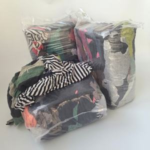 Trapos de Camiseta de Colores Superior Bulk Rags, 1 kg de Trapos Reciclados, Trapos de Algodón de Colores Mezclados para Limpieza - Product Image 1