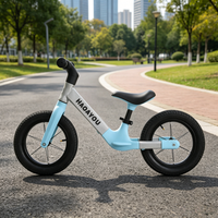 Vélo d'équilibre pour tout-petits avec roues silencieuses en PU, pneus de 12 pouces, cadre léger en acier haute teneur en carbone et revêtement en cuir PP