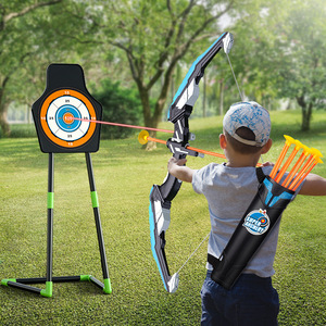 Jeu de simulation de tir à l'<span class=keywords><strong>arc</strong></span> à lumières LED Jouets d'extérieur pour enfants avec flèches à <span class=keywords><strong>ventouse</strong></span> Carquois Cibles debout - Product Image 5
