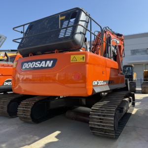 Excavadora Usada Doosan DX300 de 30 Toneladas, Tipo Oruga, con Motor, Maquinaria para Movimiento de Tierras - Product Image 5
