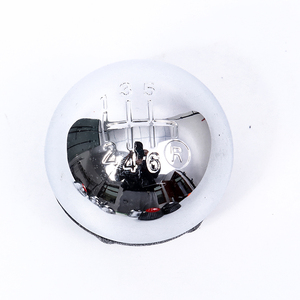 Piezas y accesorios de cambio de marchas de coche de fibra de carbono plateada de fábrica, perilla de palanca de cambios para <span class=keywords><strong>Fiat</strong></span> 500 <span class=keywords><strong>500C</strong></span> - Product Image 4