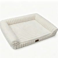 Canapé pour animaux de compagnie rectangulaire en tissu imitation fourrure de lapin, confortable pour les grands chiens, aide au sommeil orthopédique, lavable, avec base antidérapante