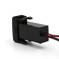 Prise de charge double port USB avec adaptateur audio pour Toyota Tacoma 4Runner Tundra RAV4