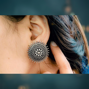 Pendientes de Plata Oxidada con Pedrería, Elegantes y Modernos, para Fiestas Casuales, Hechos a Mano, Producto al por Mayor - Product Image 3