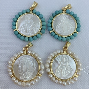 Collar con Dije <span class=keywords><strong>de</strong></span> la Virgen <span class=keywords><strong>de</strong></span> Guadalupe, Paloma <span class=keywords><strong>de</strong></span> la <span class=keywords><strong>Paz</strong></span>, Concha <span class=keywords><strong>de</strong></span> Nácar Blanca, Chapado en Oro <span class=keywords><strong>de</strong></span> 18k sobre Cobre - Product Image 4