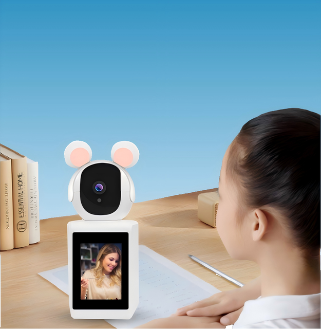 Smart Wifi IP Indoor Security Camera with Screen 2.8" for Children Elderly One-Button Call | No Subscription 1080p Night Vision