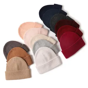 Bonnets tricotés en laine chaude de luxe personnalisés et mignons bonnets bennie en cachemire d'hiver pour femmes 100% bonnets en pure laine avec logo personnalisé