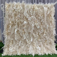 Tissu 3D enroulé, toile de fond blanche, mur de fleurs artificielles de pampa pour les décorations de mariage