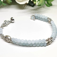 Gelang Rosario Medali Ajaib dengan Salib, Manik-manik Aquamarine Biru Muda 4mm Buatan Tangan, Perhiasan Kristen