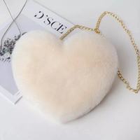 Sac à main en fourrure tendance en forme de cœur, sac à bandoulière en peluche pour homme, porte-monnaie moelleux à chaîne, modèle WM, vente en gros à bas prix