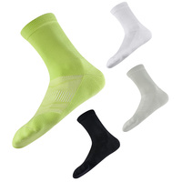 Chaussettes de sport tricotées pour jeunes athlètes – Maintien dynamique, respirantes, antibactériennes, anti-boulochage, bout sans couture – Collection Printemps