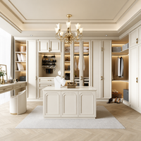 Armoire européenne sculptée antique haut de gamme pour chambre de villa de luxe, dressing et décoration intérieure