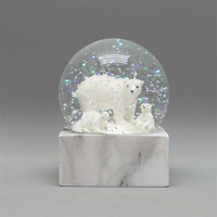 Boule à neige Souvenirs de conception gratuite de haute qualité Boule à neige en Chine Boule à neige ours polaire