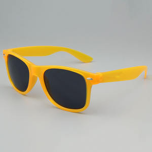 2025 Vintage amarillo gafas de sol lente noctilucente logotipo personalizado diseño clásico de moda negro rojo plástico verde púrpura azul PC - Product Image 1