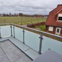 Balustrade en verre sans cadre en acier inoxydable, prix usine personnalisé, pour escalier, balcon, villa, jardin, résistant à la rouille, design moderne