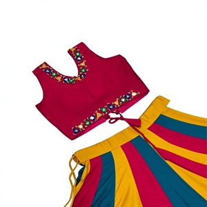Sari Bandhani pour femmes en soie Georgette avec bordure en dentelle, tenue ethnique traditionnelle pour mariage, fête, Diwali - Product Image 1